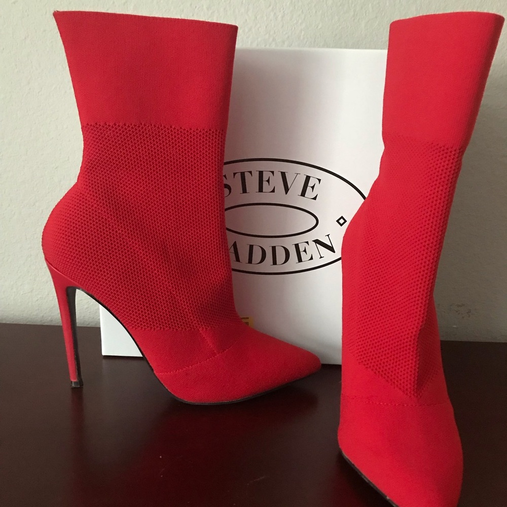 Steve Madden Hot Red Booties